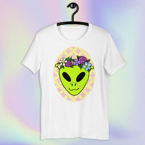 May Queen Martian- Unisex T-shirt